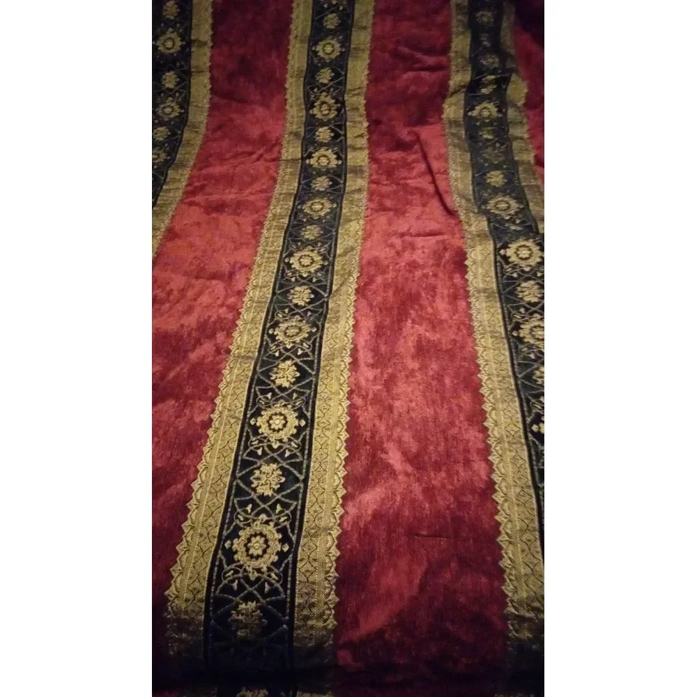 Luxurious‎ Burgundy Velvet Bed Sheet Ornate Navy & Gold Trim Traditional Pattern